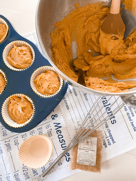 EASY 2-Ingredient Pumpkin Spice Muffins